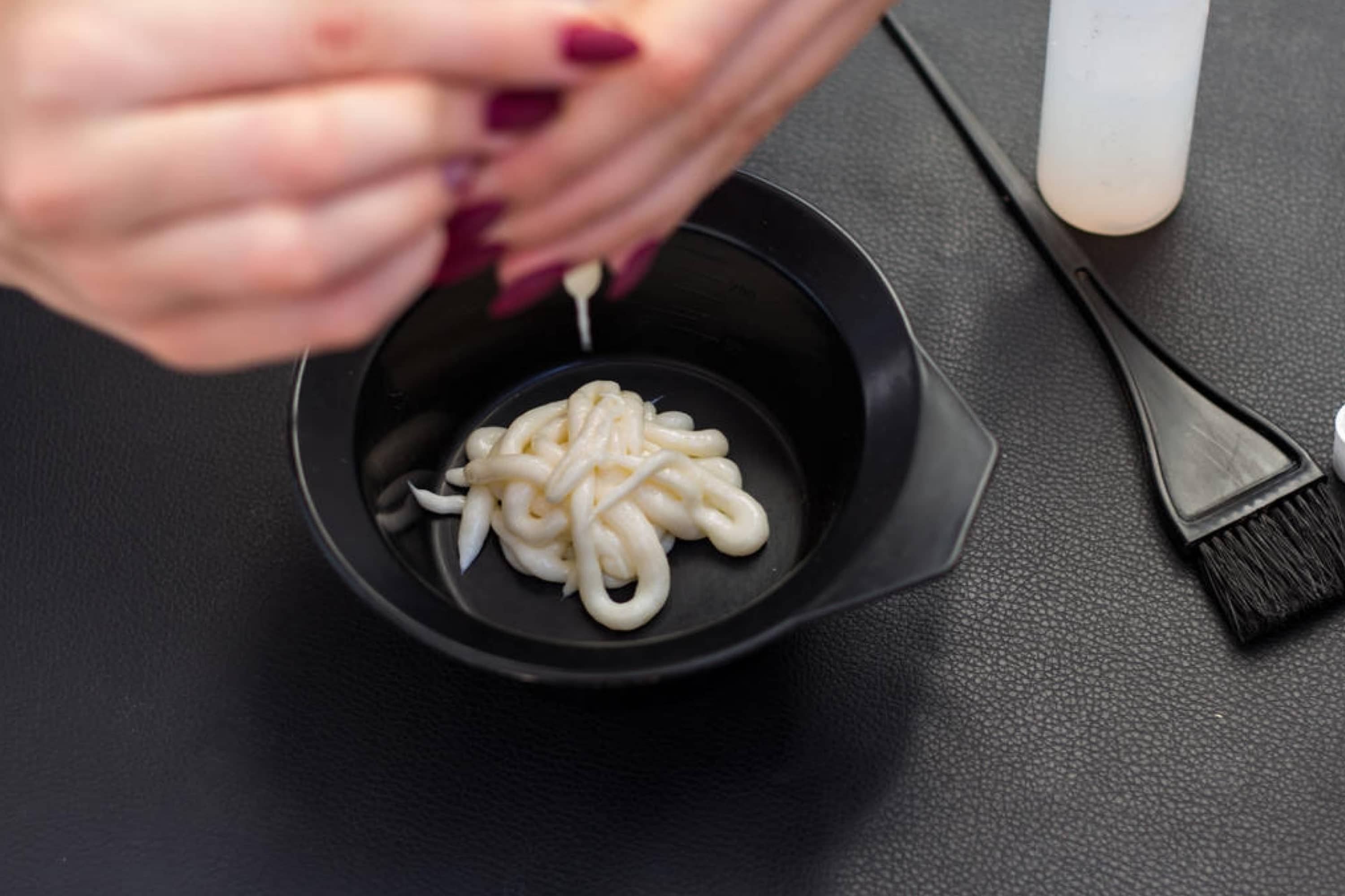 How to Dispose Of Hair Bleach? Quick Tips Beezzly