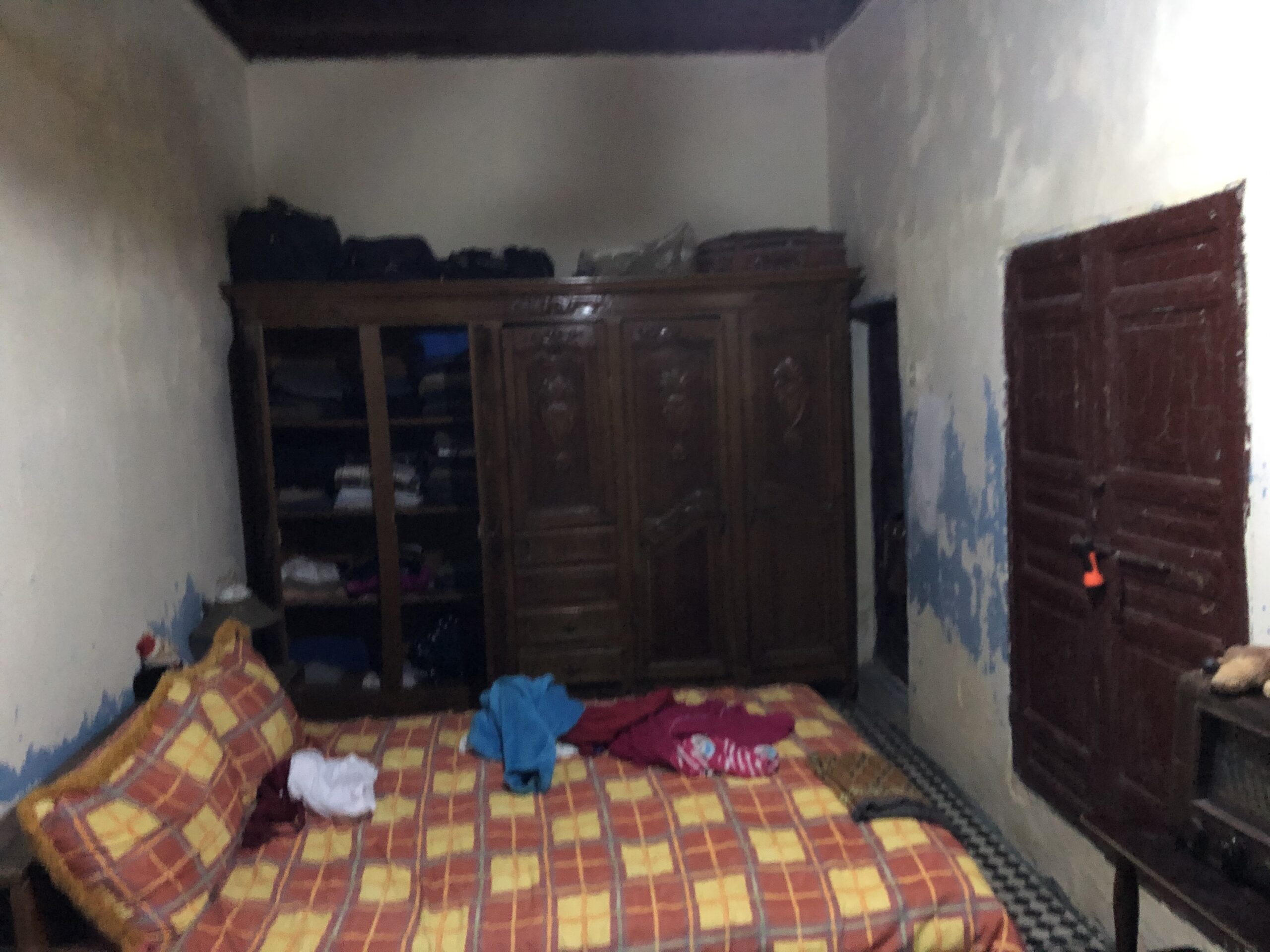 400.000 dh Dar 2104, Rmila Be Fez Estate