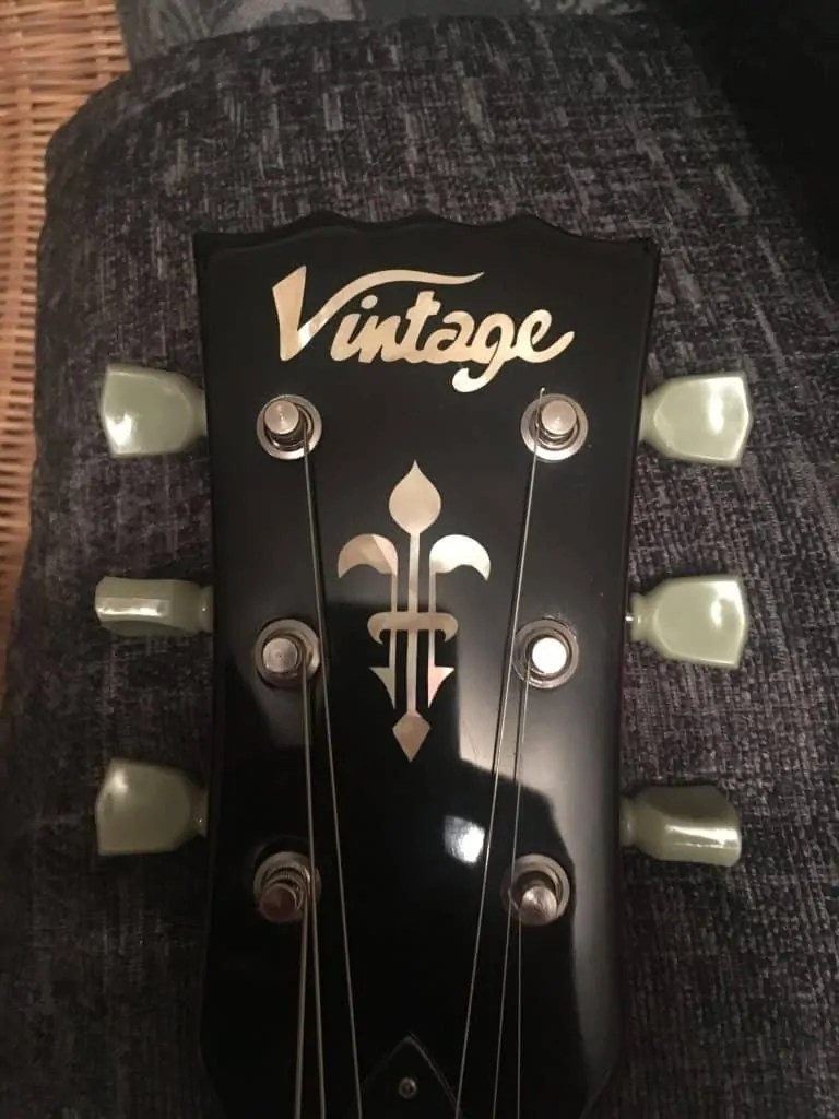 How To Tune a Guitar Beginner Guitar HQ