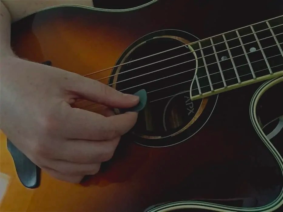 How to Strum Without a Pick Beginner Guitar HQ