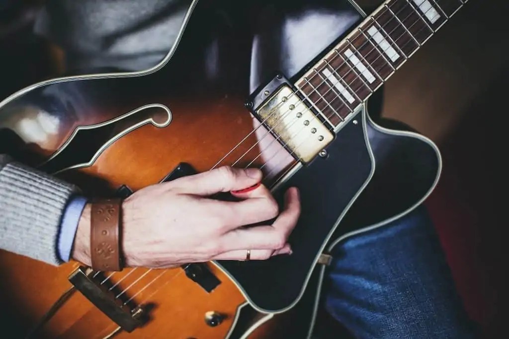 How to Master Alternate Picking Beginner Guitar HQ