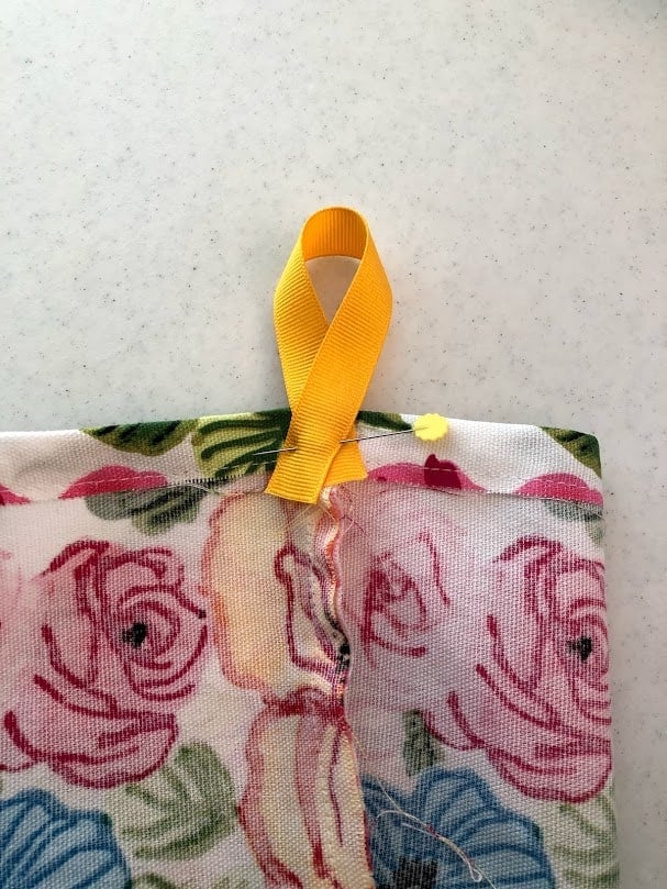 Easy to Sew Plastic Bag Dispenser Beginner Sewing Projects