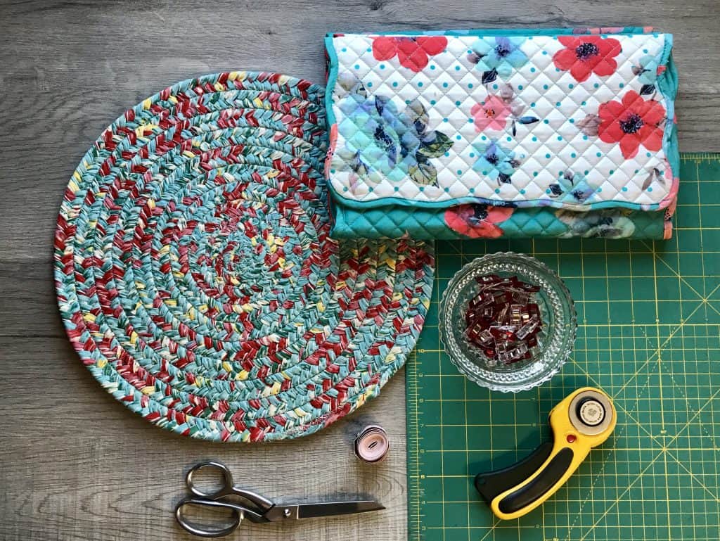 Instant Pot Cover with Pioneer Woman Placemats Beginner Sewing Projects