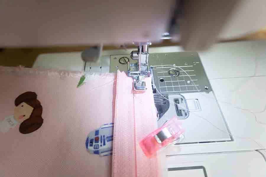 How To Make A Boxy Cosmetic Bag Beginner Sewing Projects