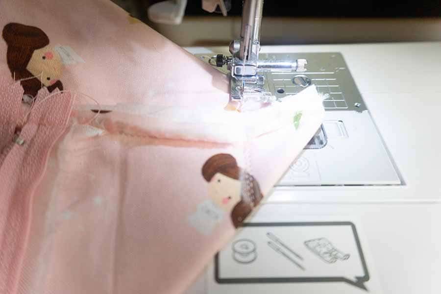 How To Make A Boxy Cosmetic Bag Beginner Sewing Projects