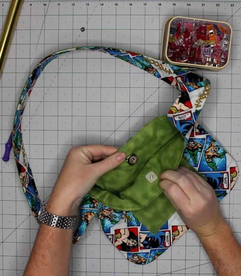 How To Sew A Messenger Bag The Easy Way Beginner Sewing Projects