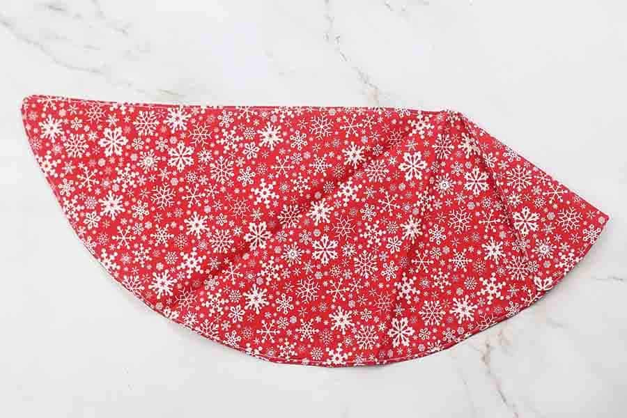 How To Fold & Make A Christmas Tree Napkin With Free Christmas Tree