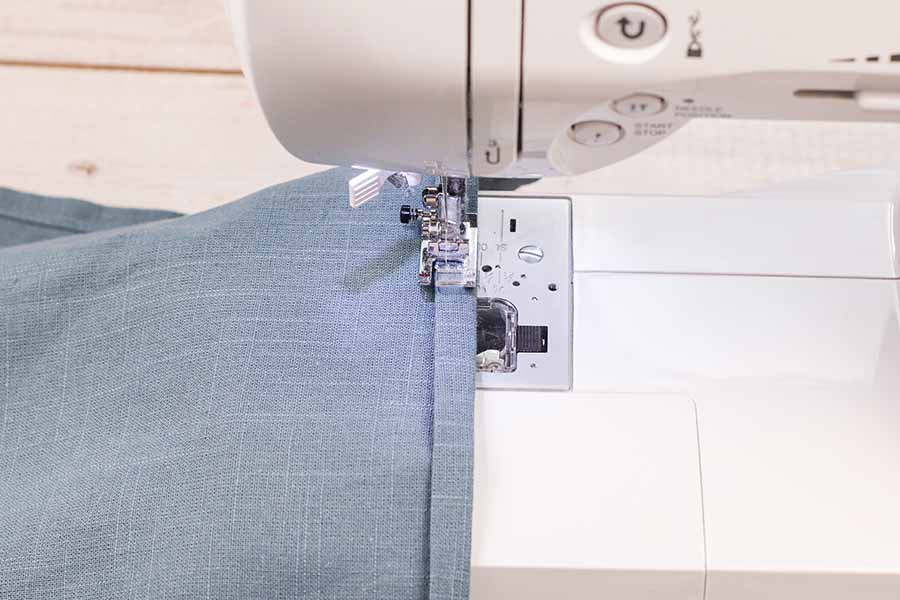 How To Make A Kitchen Boa Towel Scarf For Beginners! Beginner Sewing