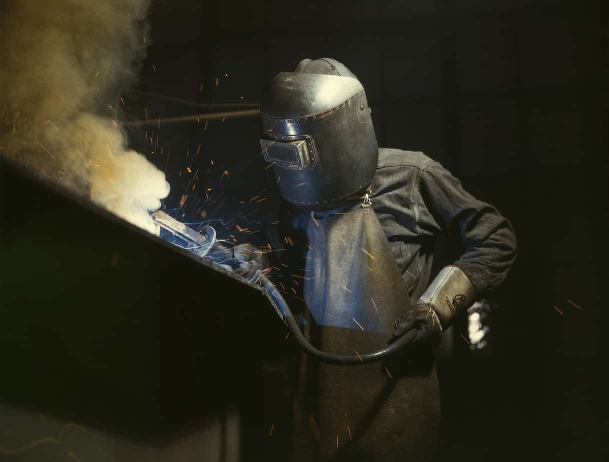 Why Use A Welding Apron Beginner Welding Guide