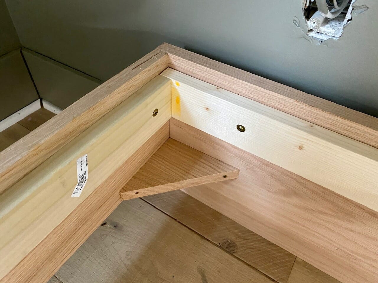 pearlgoesmodern DIY Tufted Bed Tutorial + New Mattresses!