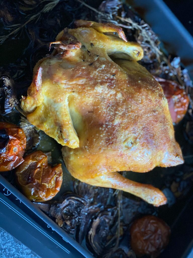 Pollo asado a baja temperatura con Alcachofas y Tomates BeHealthy&Happy