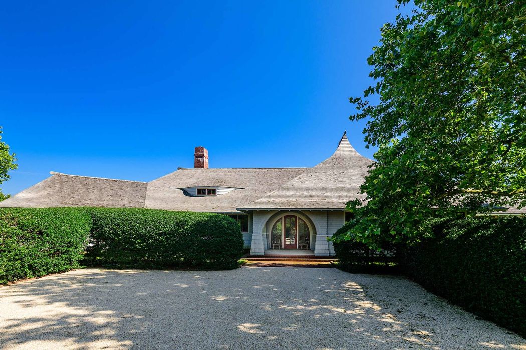 An Intriguing Estate on Quimby Lane, Bridgehampton Behind The Hedges