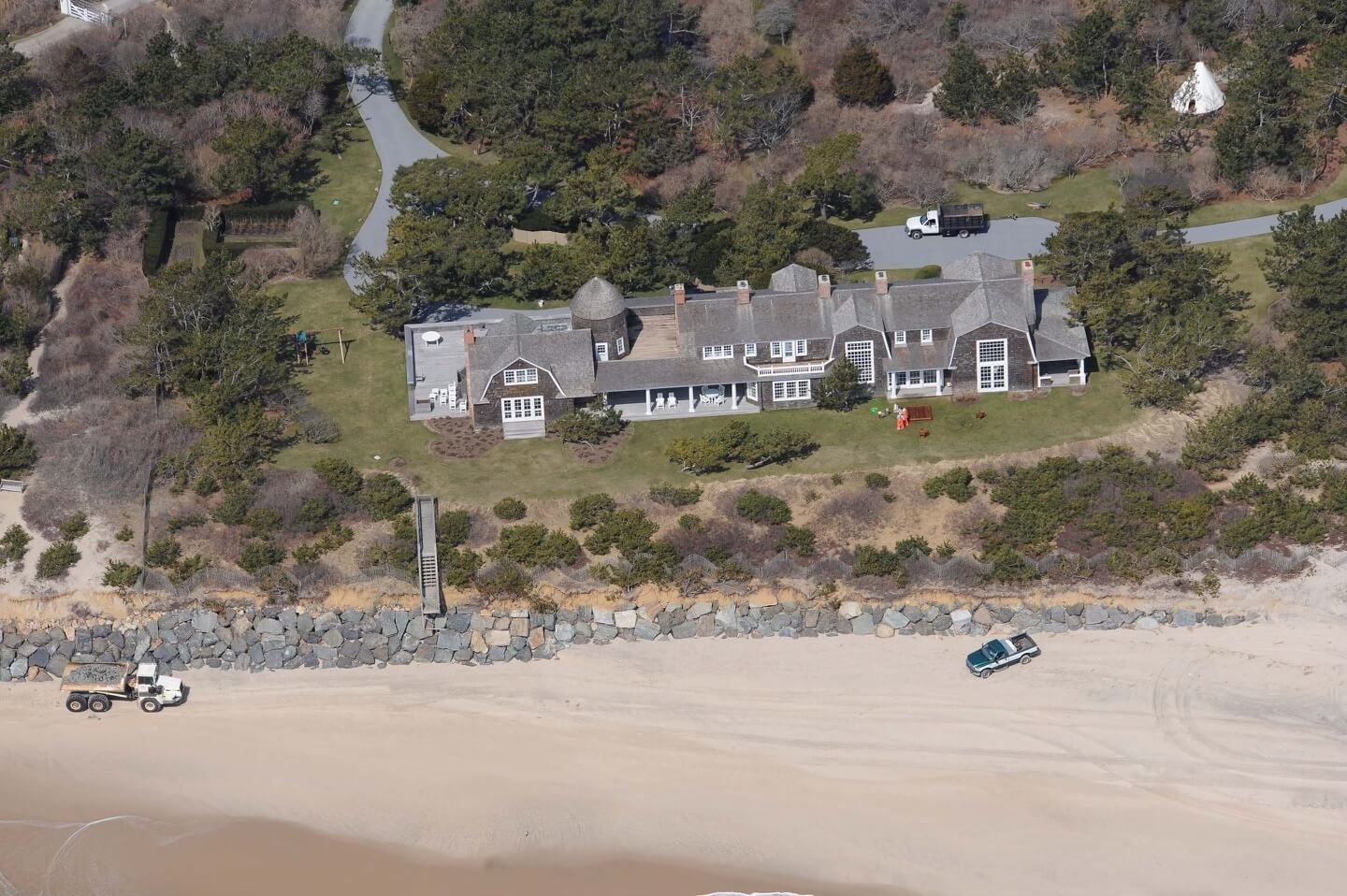 Calvin Klein Sells His East Hampton Beachfront Estate for 85 Million