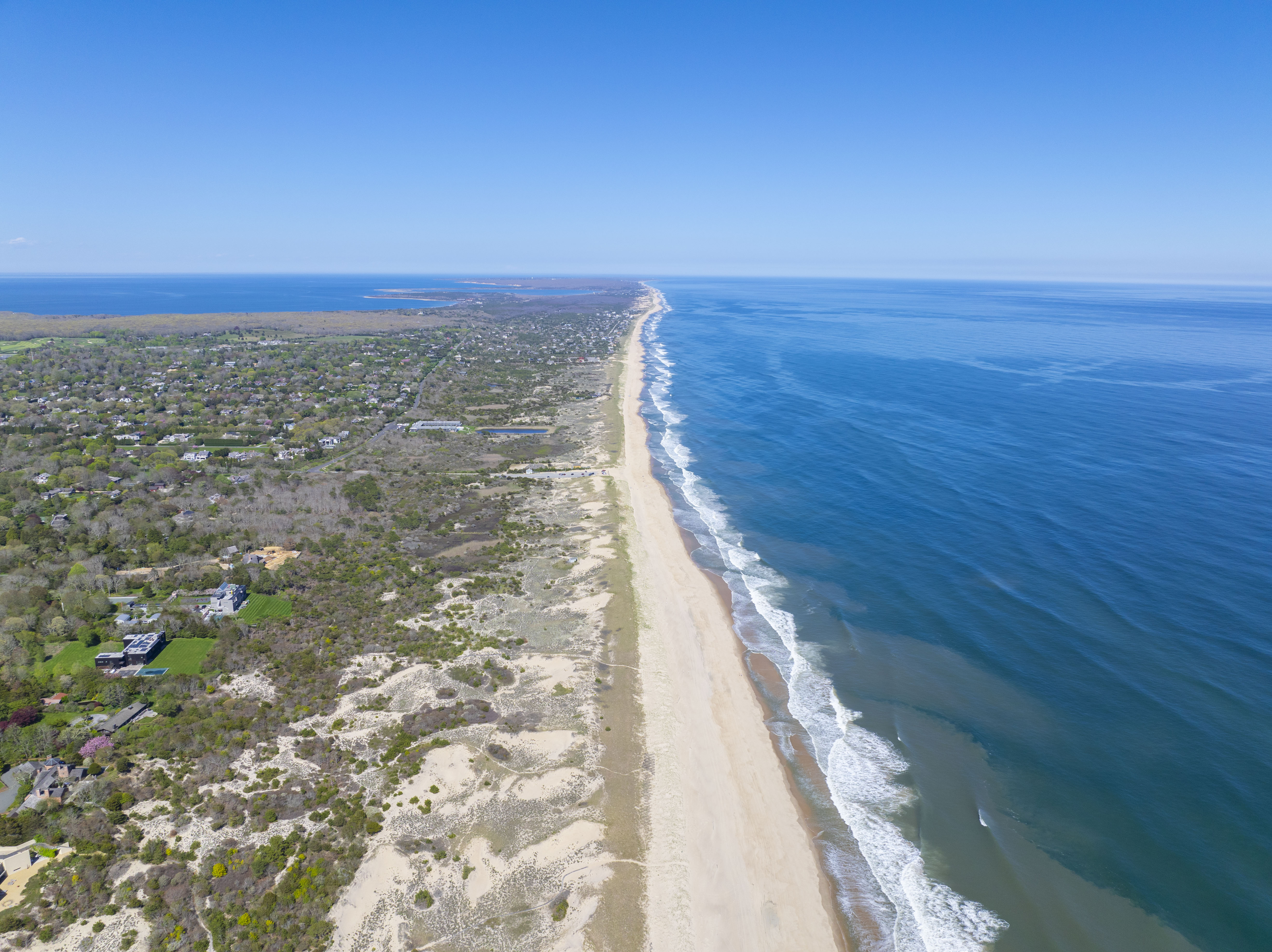 5M Sale of Terry Semel’s Hamptons Estate