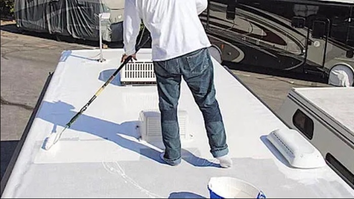 How to Fix a Leaking Camper Roof: Best Guide for 2020