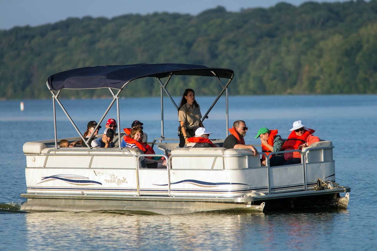 How Fast Does a Pontoon Boat Go? Get the Best Answer Here
