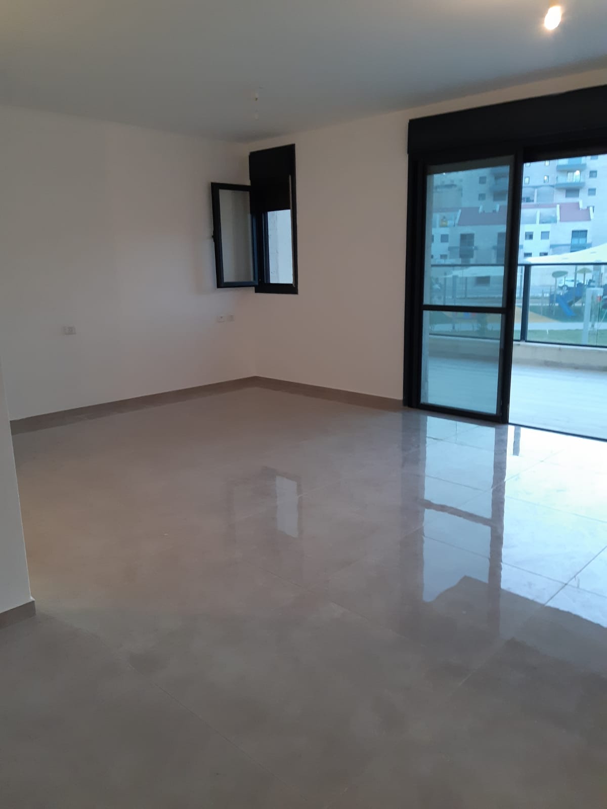 Apartment on HaRav Avraham Shapira St Specializing in Beit Shemesh