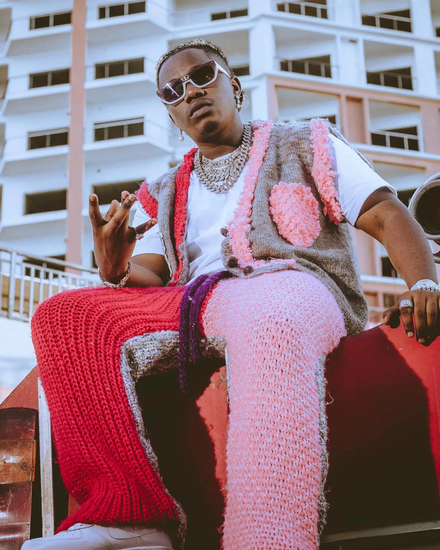 AUDIO Guchi ft Rayvanny Jennifer Remix Download