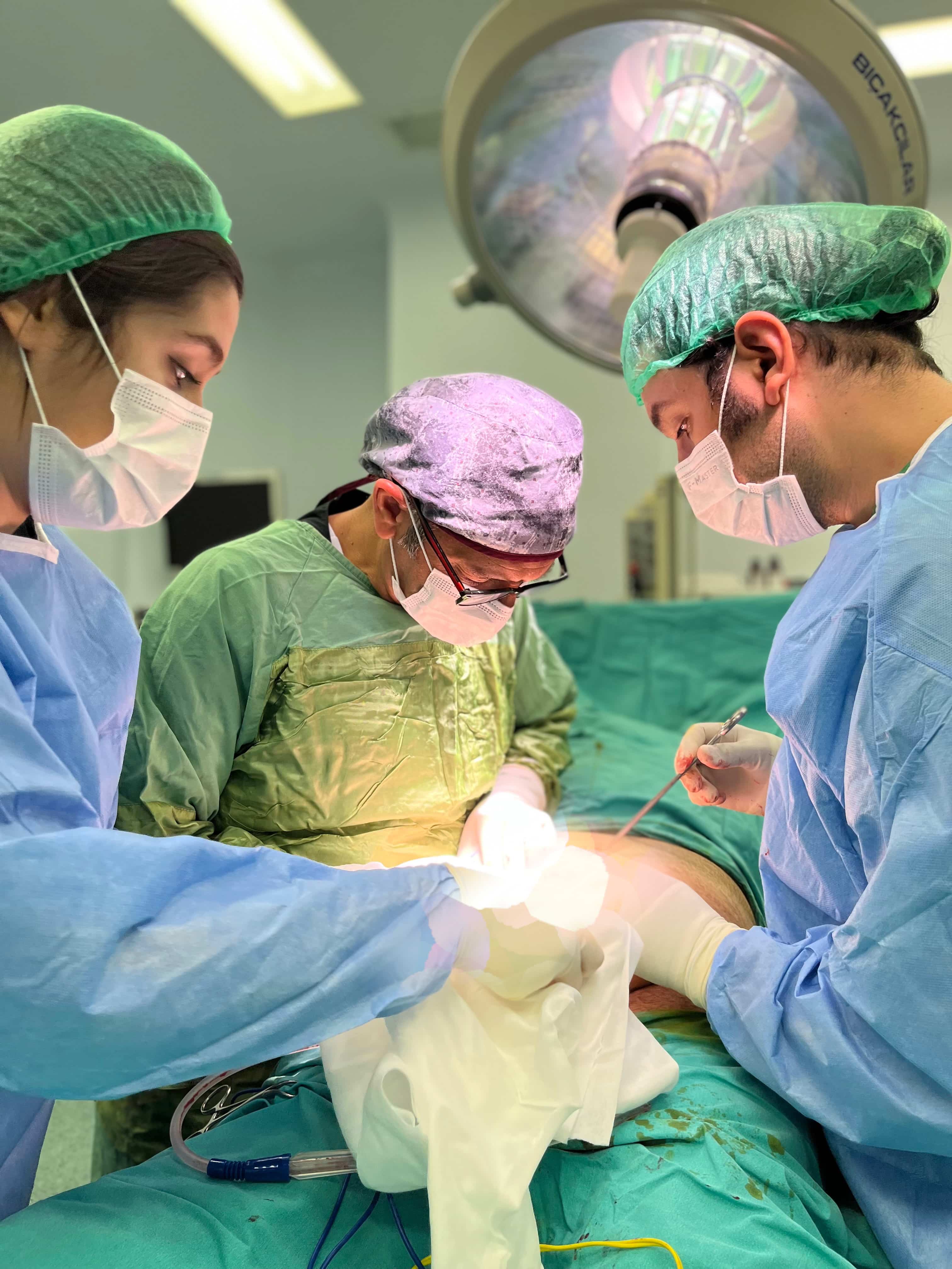 Mini Abdominoplasty (Tummy Tuck) Surgery in Turkey Bekir Atik