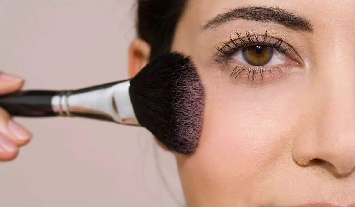 The 8 Best Blushes for Fair Skin Summer Review in [year]