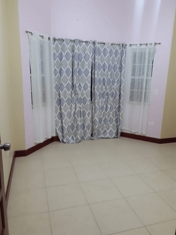 FOR RENT Lovely 4 Bedroom 3 Baths Bungalow House in Belmopan