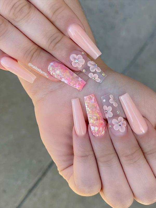 Flower coffin nail art to sparkle your Summer nails 2021!