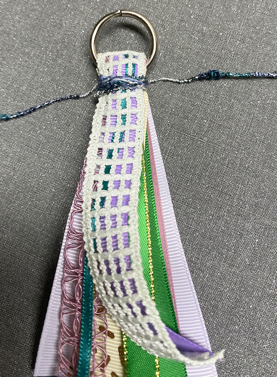 Scrappy Ribbon Tassel Bella Crafts Publishing