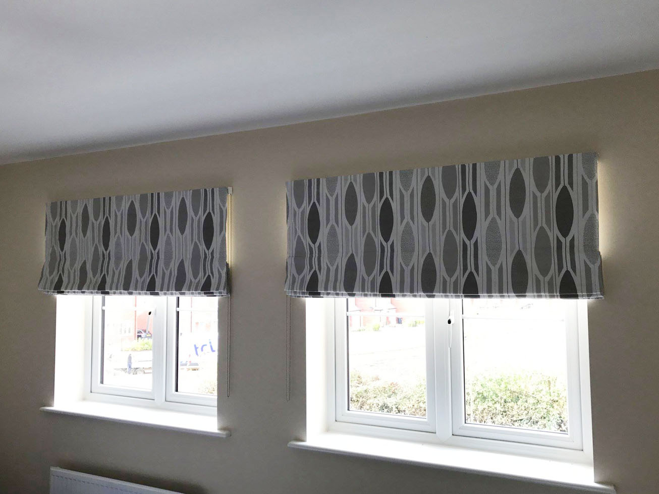 Best Roman Blinds for Windows. Cheap, Affordable. Premium Quality in