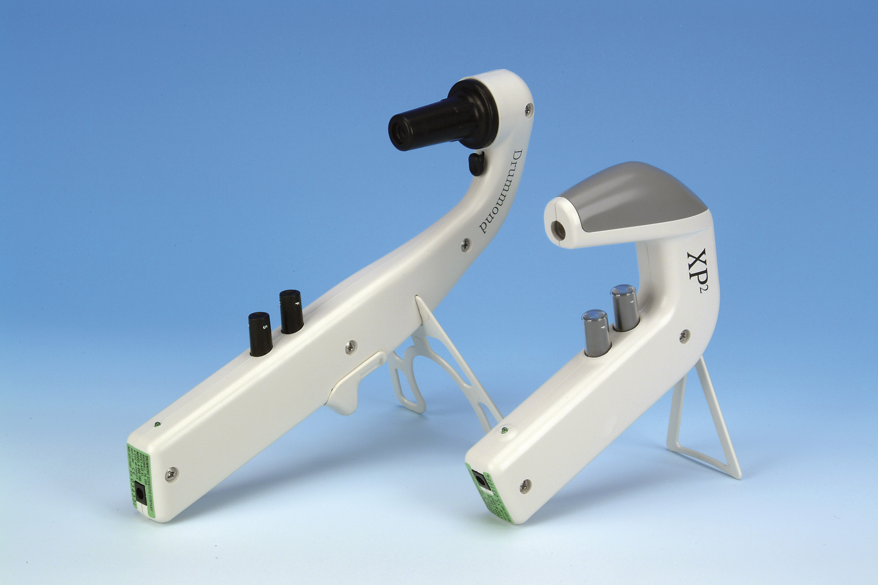 Portable PipetAid XP 220vCE w/ Charger and 4 Replacement Filters SKU