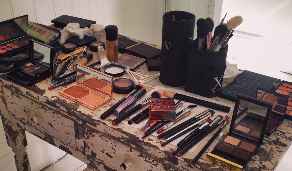 A Day In The Life Of… A Professional MakeUp Artist Belle About Town