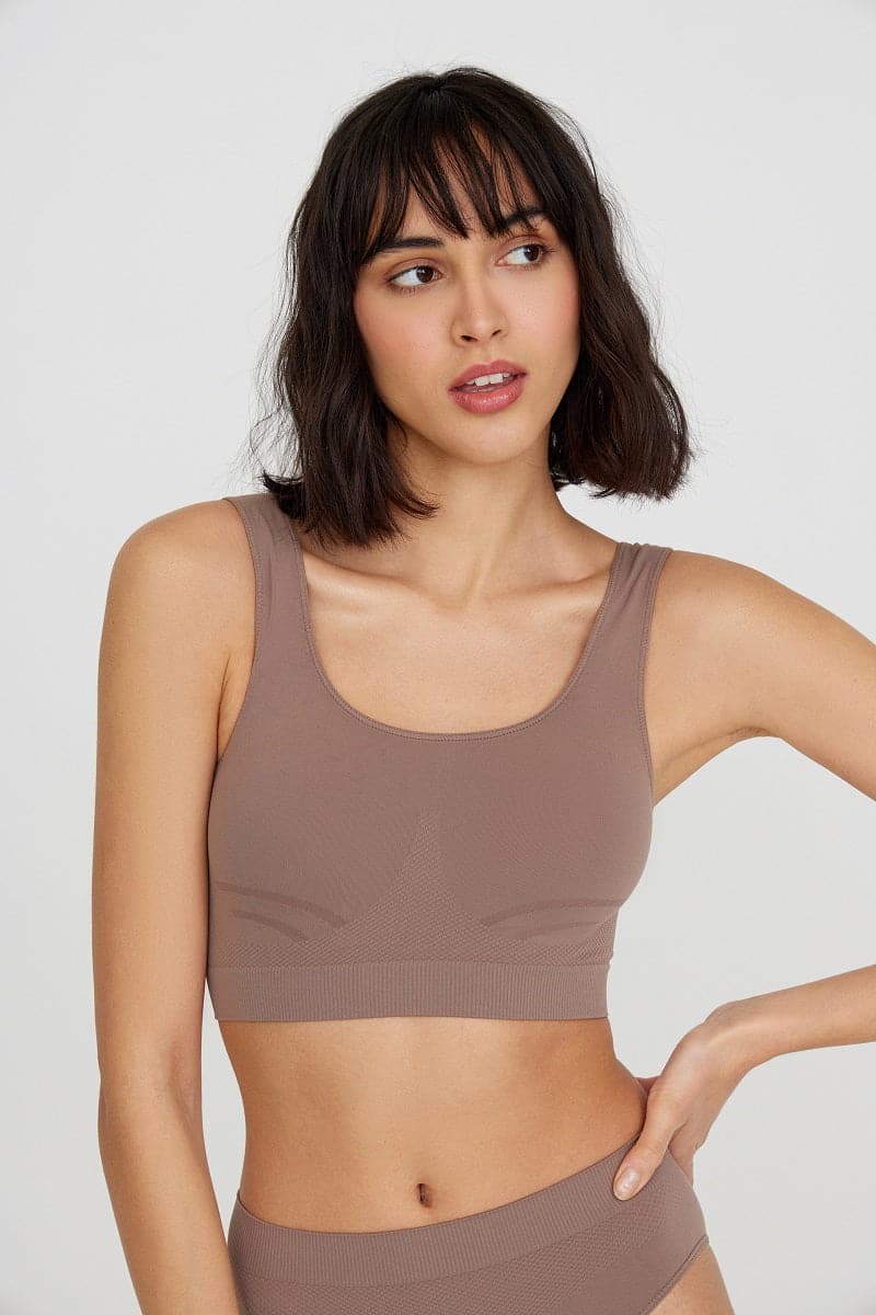 Wide strap round neck underwear top belle you