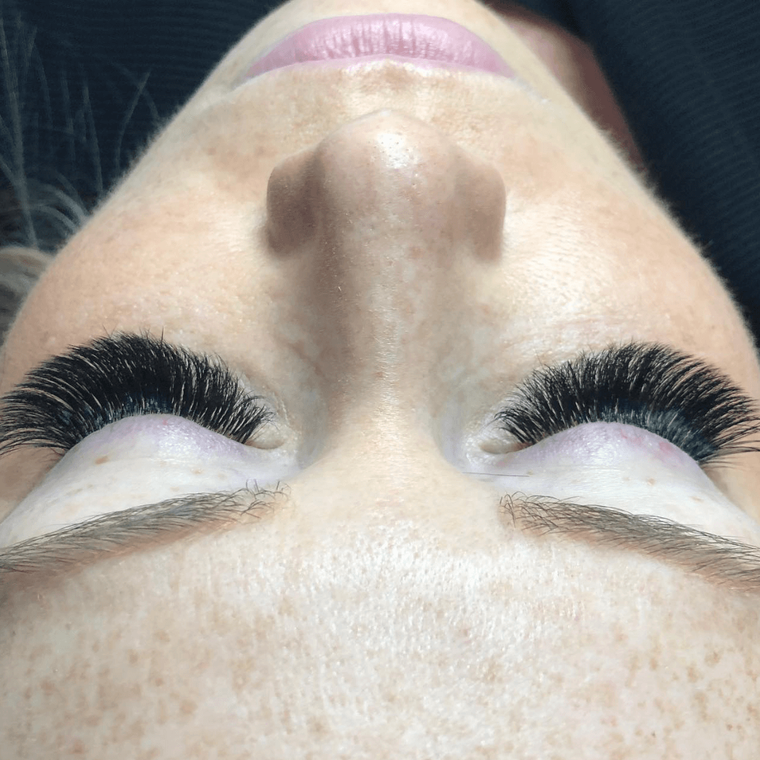 Your Guide To All Types of Lash Extensions