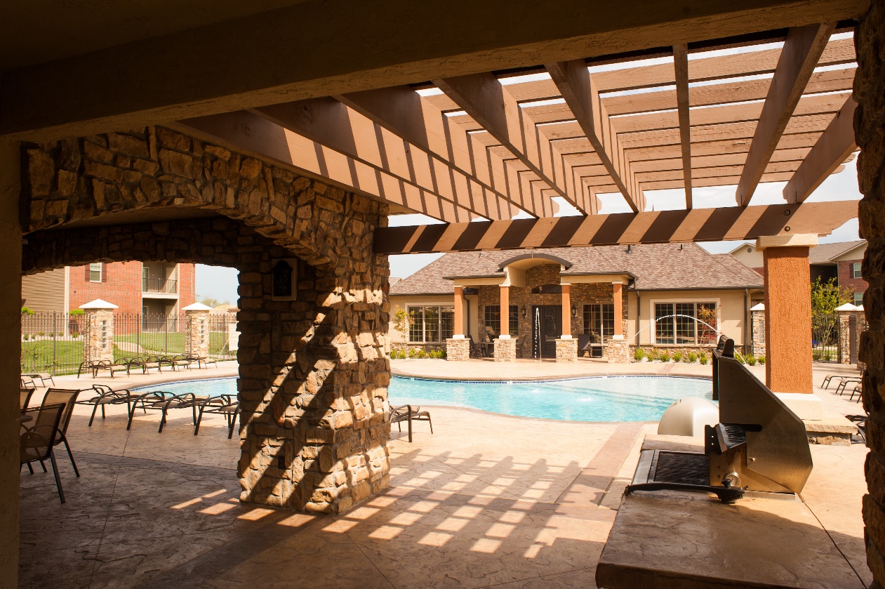 The Plaza of b City Bell Management