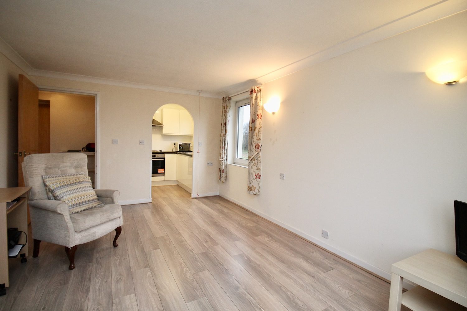 Springfield Court, G64 1PN Bellus Property