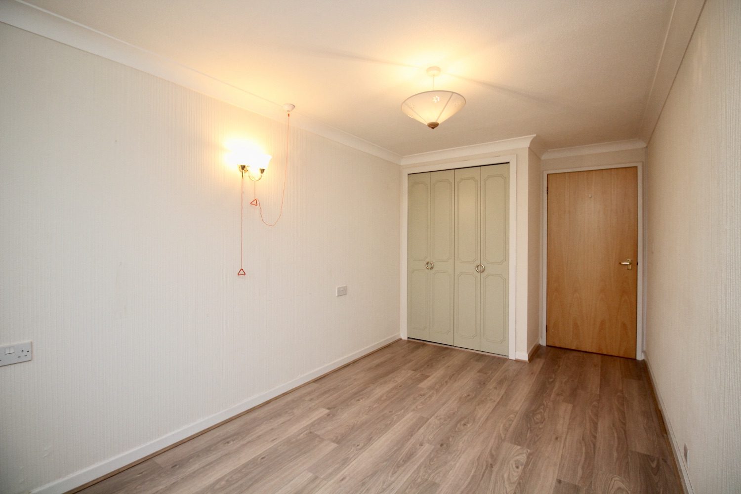 Springfield Court, G64 1PN Bellus Property