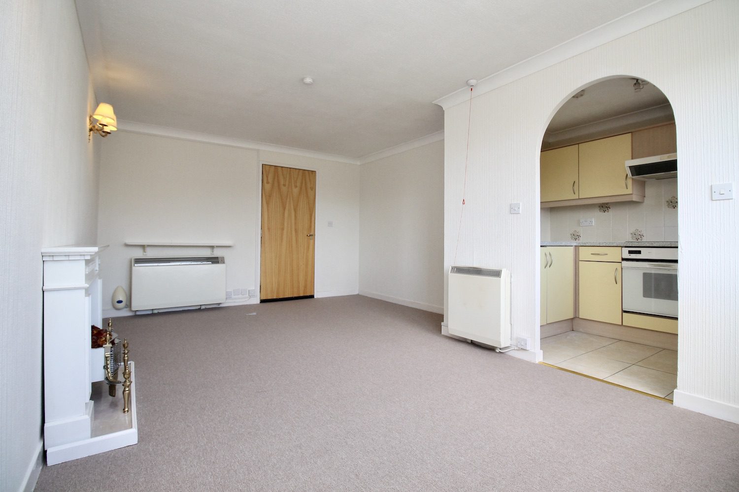 Springfield Court, G64 1PN Bellus Property