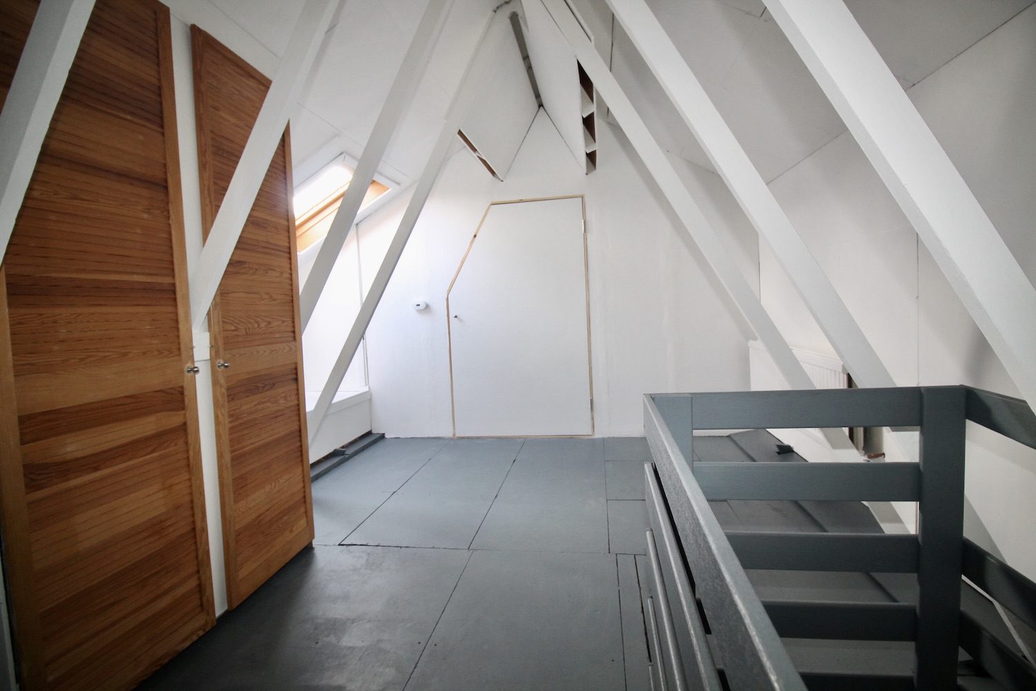 Hurly Hawkin, Glasgow Bellus Property