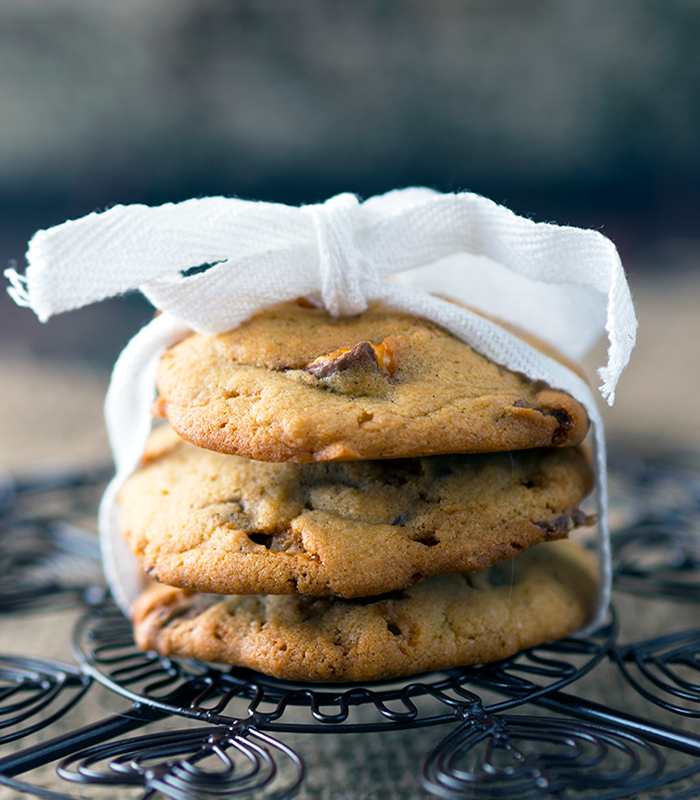 Violet Crumble Cookies Belly Rumbles