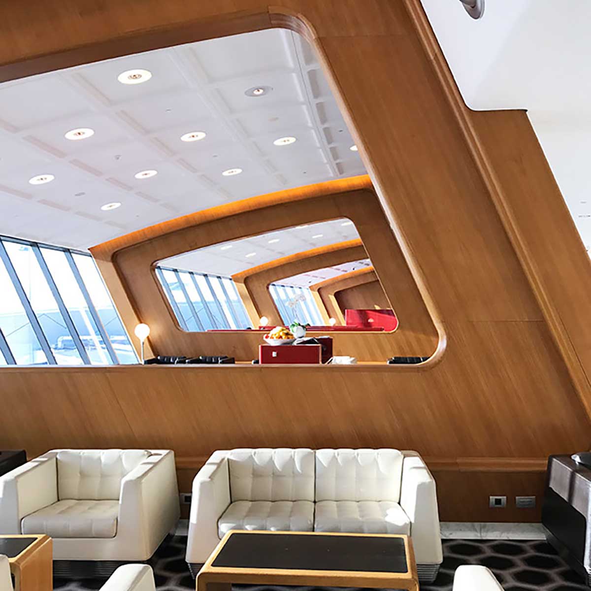 A Look At The Qantas First Class Lounge Sydney Belly Rumbles Hot Sex
