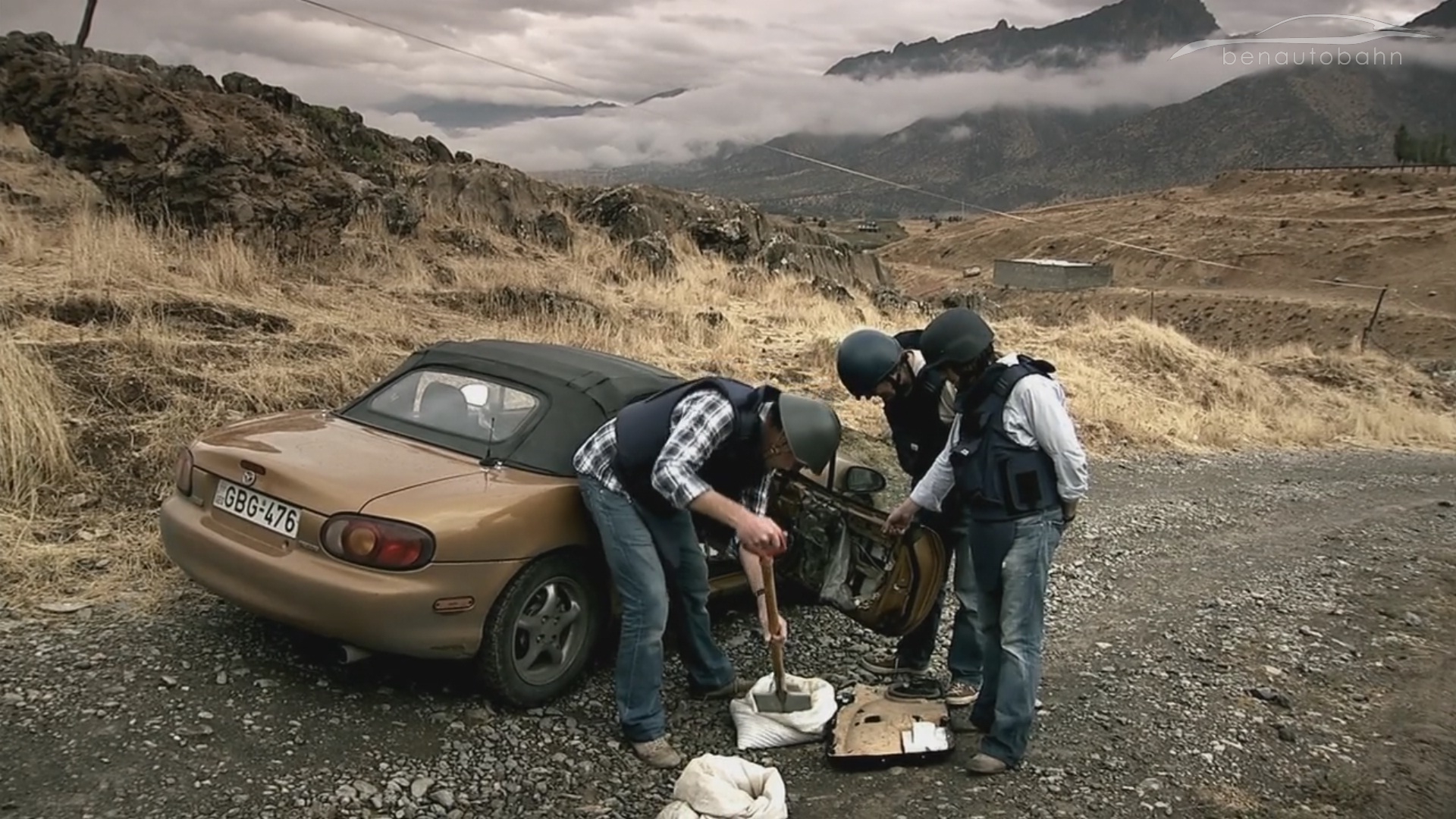 Top Gear Season 16 episode 1 Christmas Special review! BenAutobahn