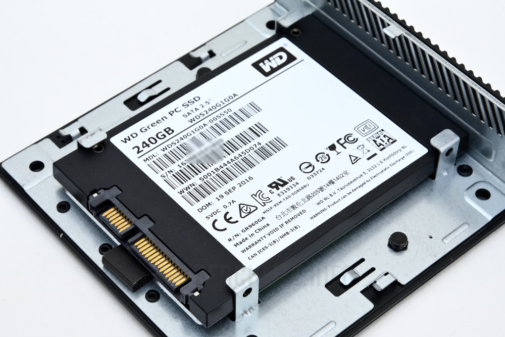 ASUS Mini PC PN51 (3) BenchLife.info