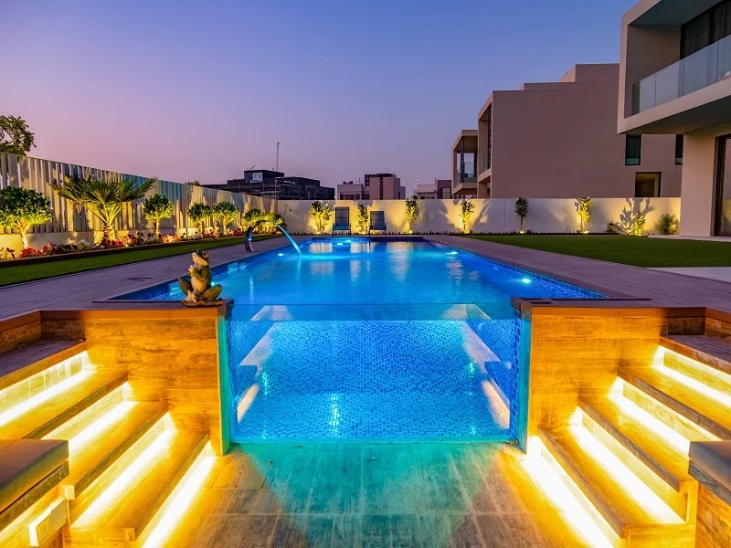 Swimming Pool Cleaning Services in Dubai 1 Pool Cleaning