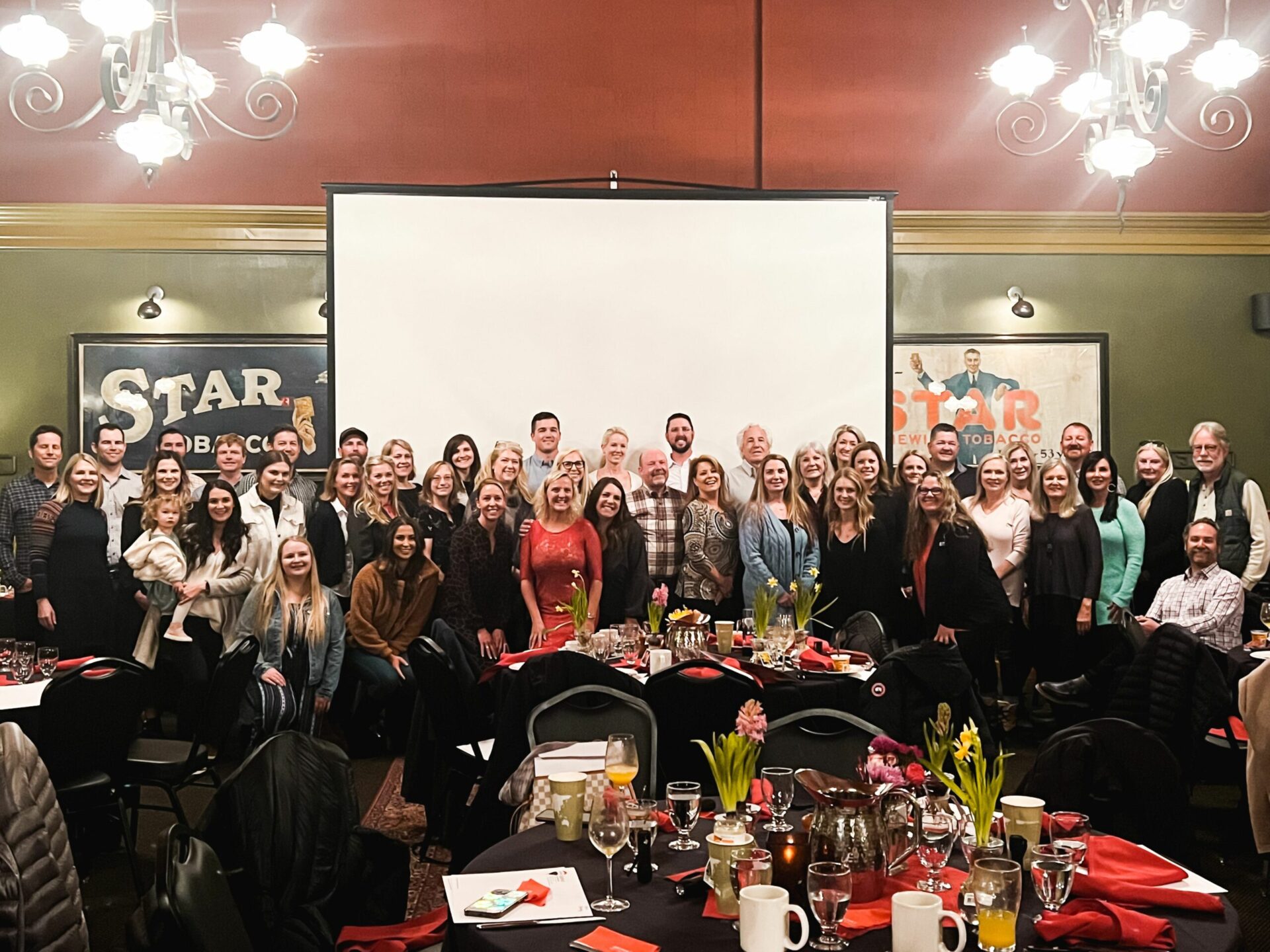 39 Brokers with RE/MAX Key Properties Honored for Career & Club