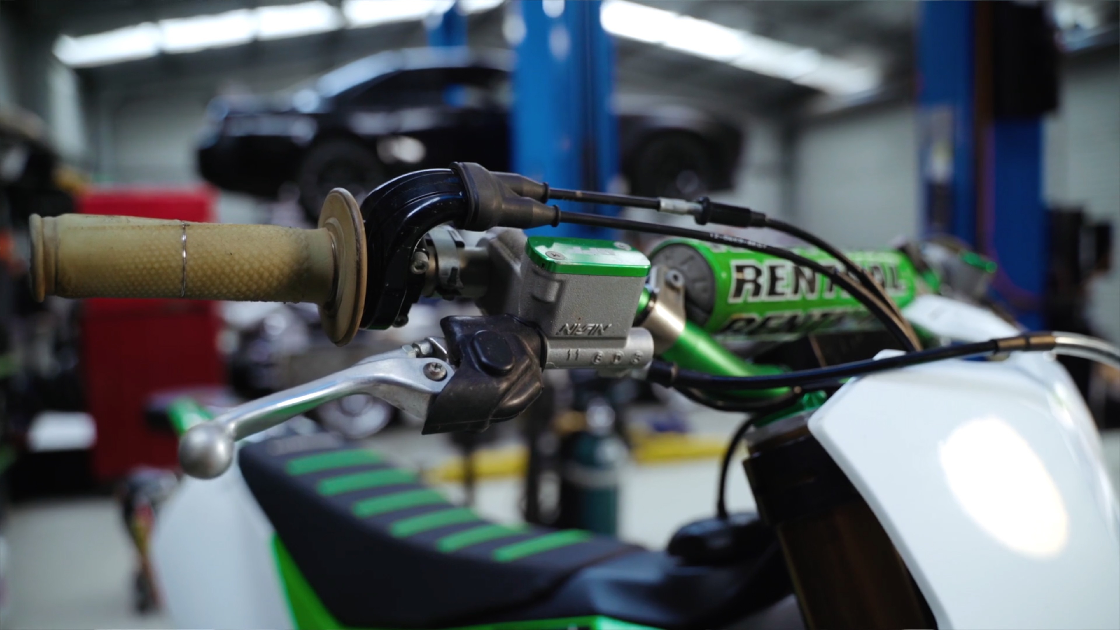 Diagnosing a Spongy Brake Lever Bendix Moto Australia