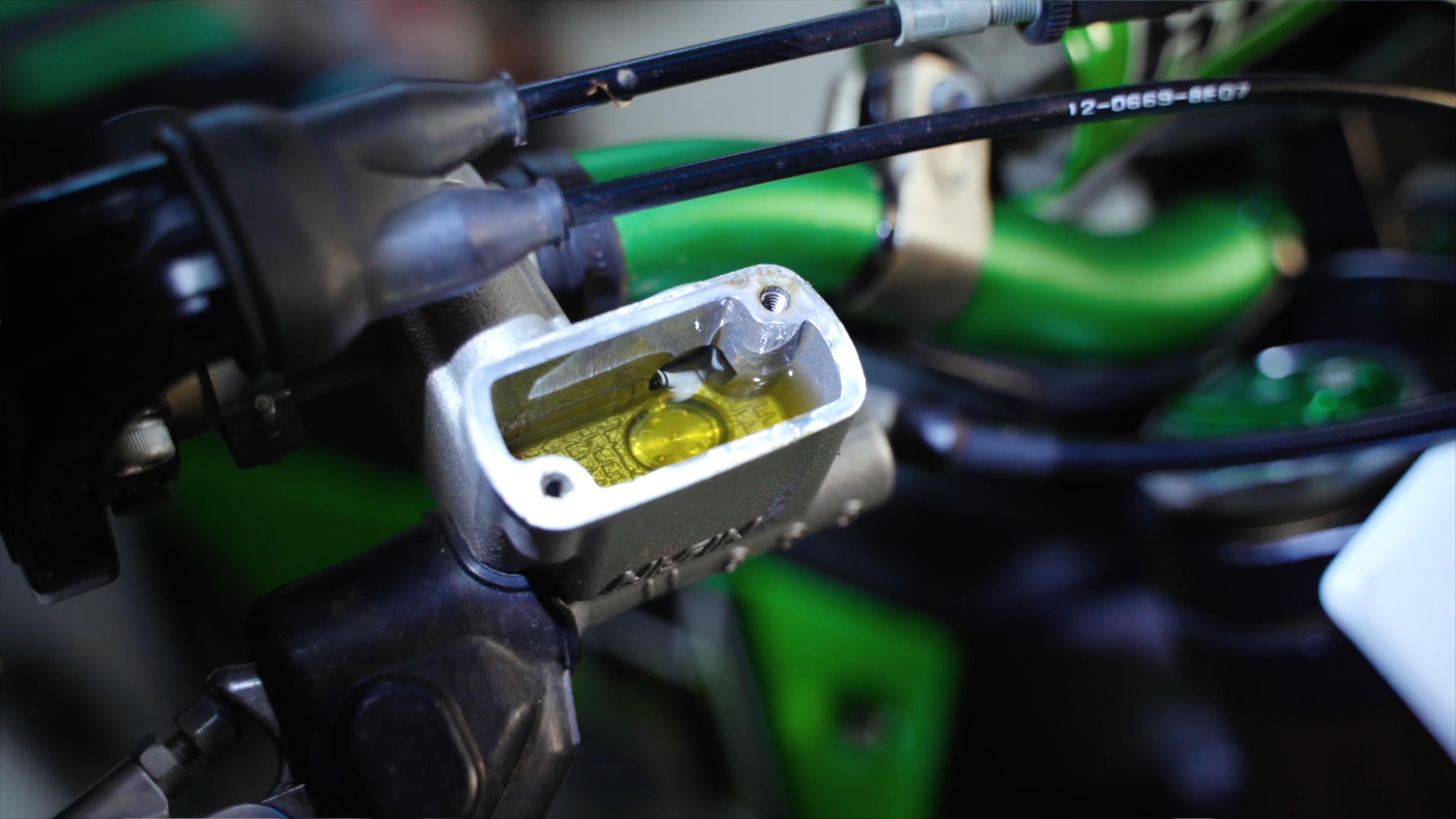 Diagnosing a Spongy Brake Lever Bendix Moto Australia