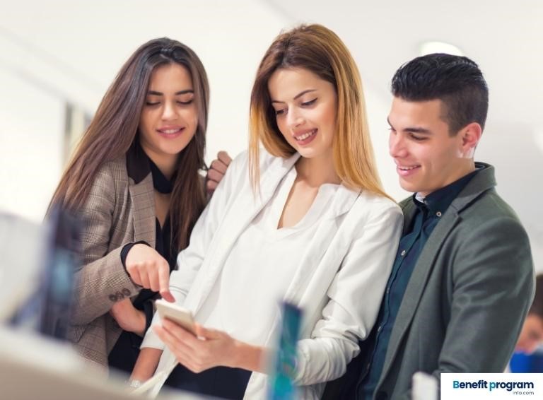 How to Get A Free iPhone When You Switch to Another Provider