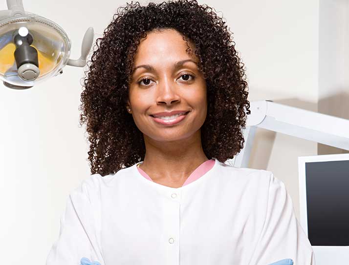 What Does a Dental Assistant Do? Benevis