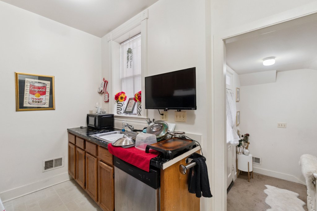 637 South Paca Street Ridgely's Delight 3Unit Investment Property