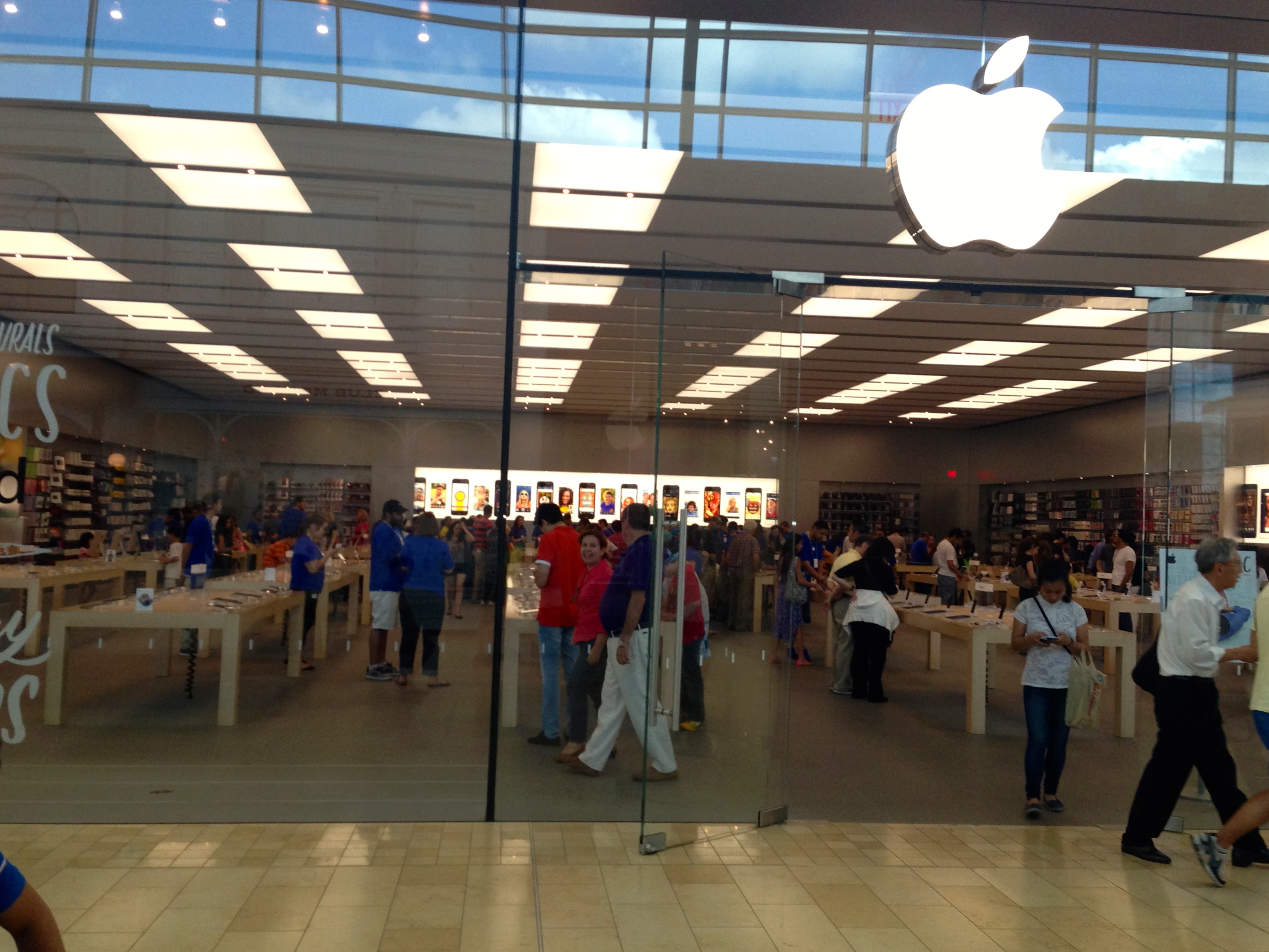 Yorkdale Apple : Img 0976 Ben S Blog On Gadgets And Travel