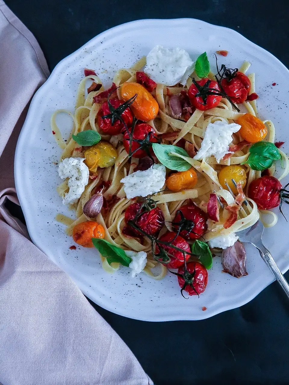 Makkelijke pasta met geroosterde tomaatjes BeninesKitchen